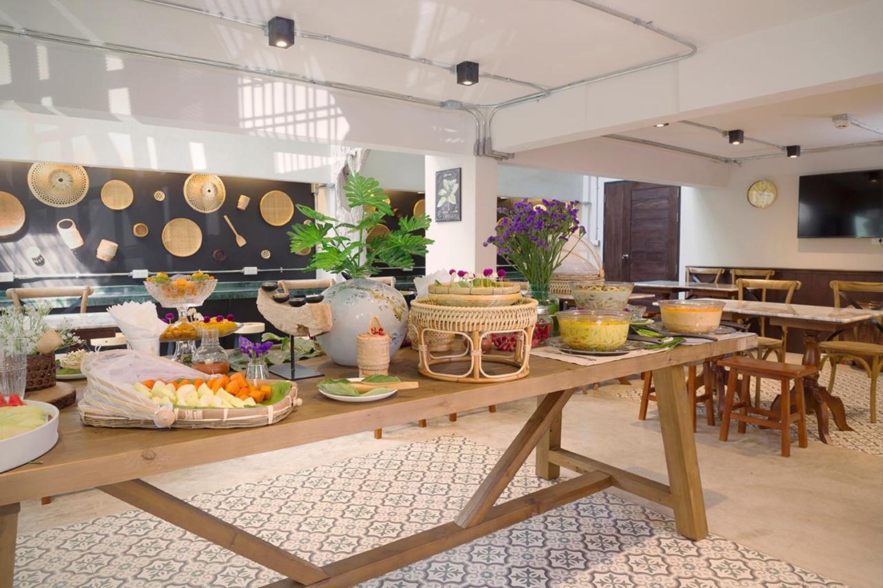Foodotel Bangkok Exteriör bild